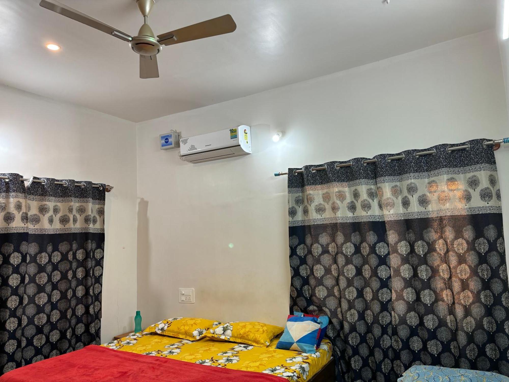 King Sized Bedroom & Kitchen for Decent Couples & Families Mysore Exterior foto